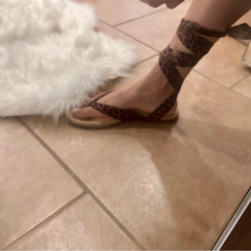 Jessica Simpson Brown and Black Sandals